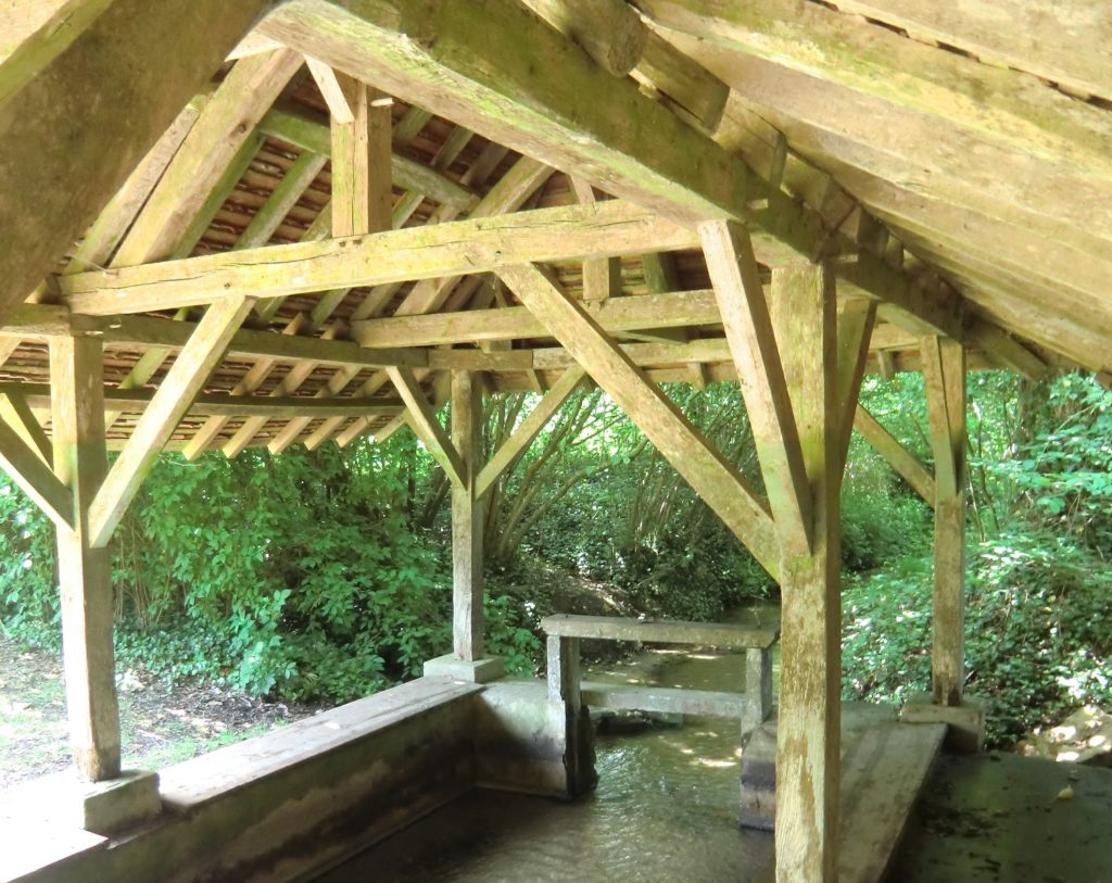 Bousse Lavoir Charpente Patrimoine Et Lavoirs En Sarthe