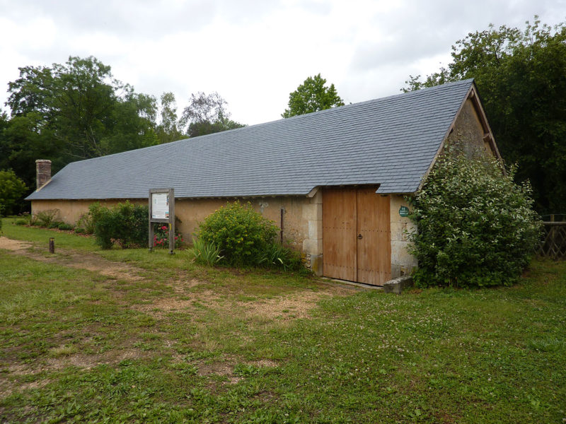 Restauration du lavoir de Chantenay-Villedieu