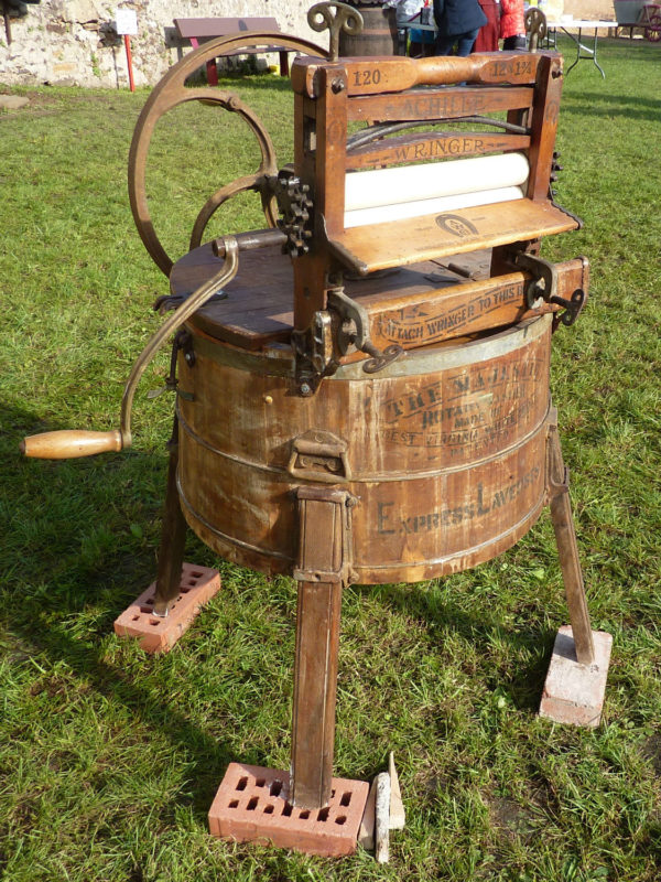 Jouet Ancien En Tôle : Lessiveuse / Machine à Laver Miniature - Années 1930 - Objet De Collection